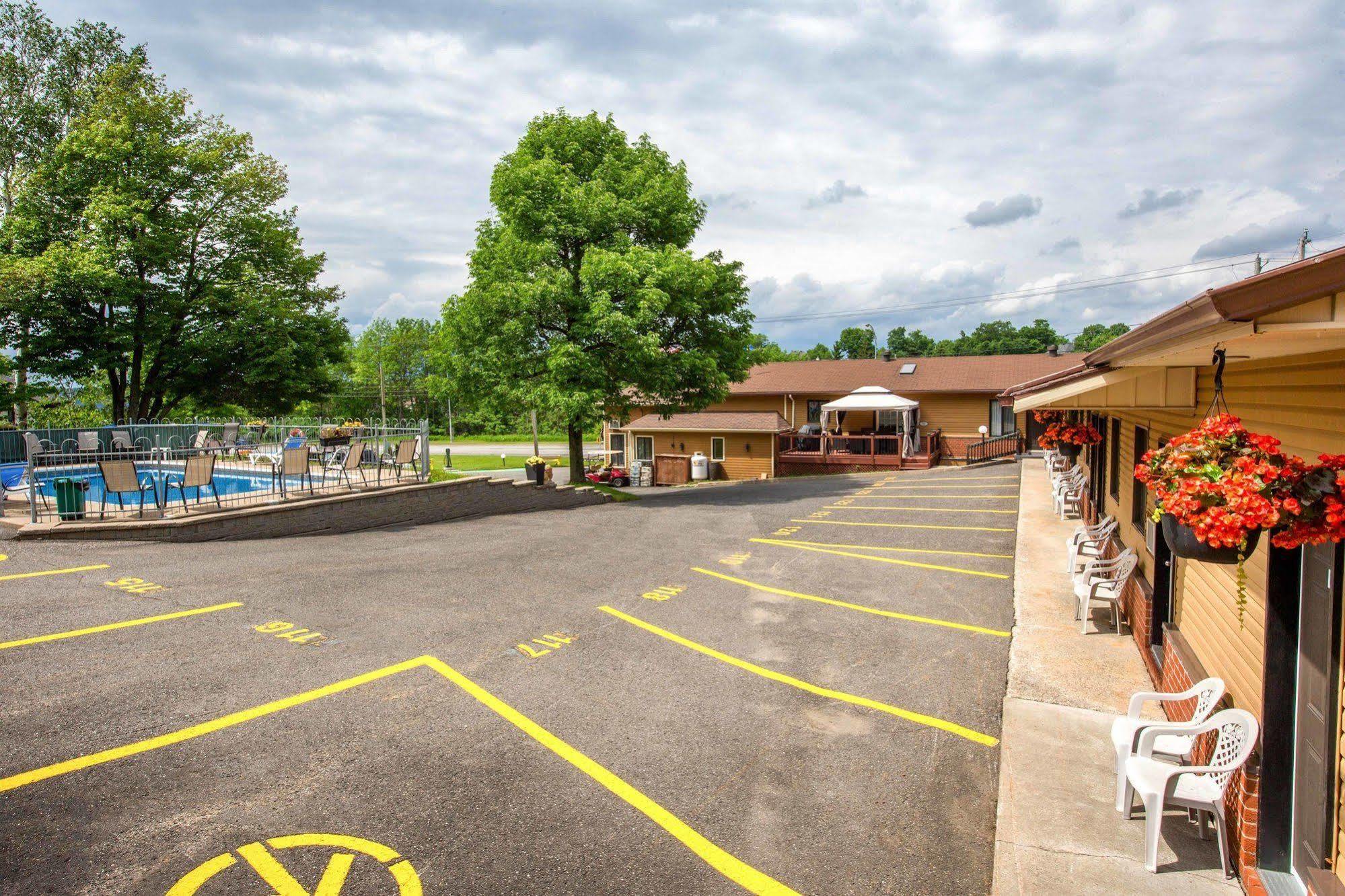 Motel Et Camping Etchemin Levis Exterior photo